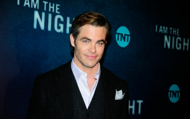 Chris Pine Reportedly In Talks To Join The MCU